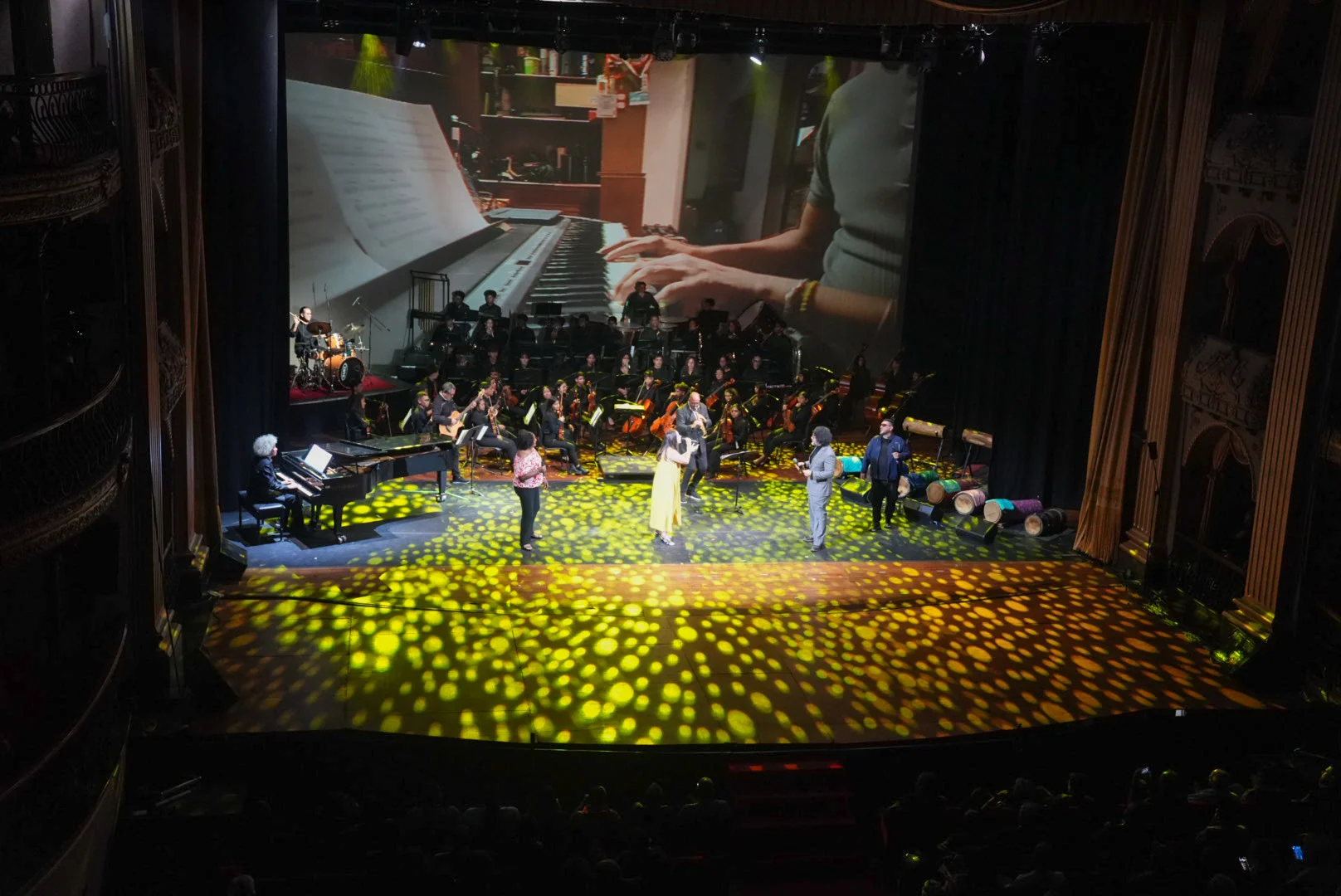 Presentación corporativa - Evento empresarial Alterna World